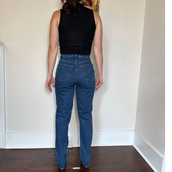 Abercrombie and Fitch The 90's Straight Ultra High Rise Jean Size 4L - Picture 3 of 8